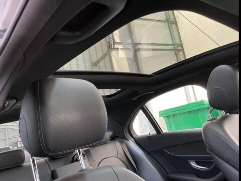 Mercedes-Benz C Class 2.1 C220d AMG Line (Premium Plus) 7G-Tronic+ Euro 6 (s/s) 4dr 18