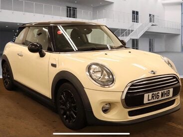 Mini Hatch 1.5 Cooper Auto Euro 6 (s/s) 3dr
