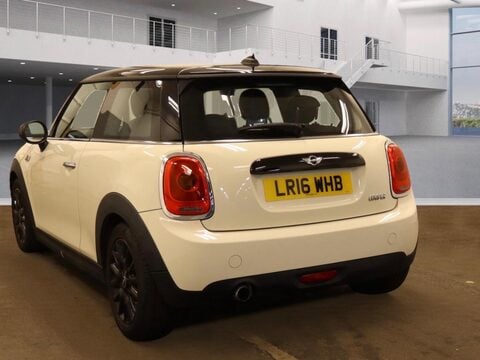 Mini Hatch 1.5 Cooper Auto Euro 6 (s/s) 3dr 3