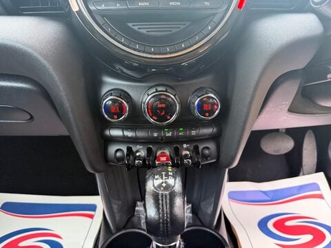 Mini Hatch 1.5 Cooper Auto Euro 6 (s/s) 3dr 11