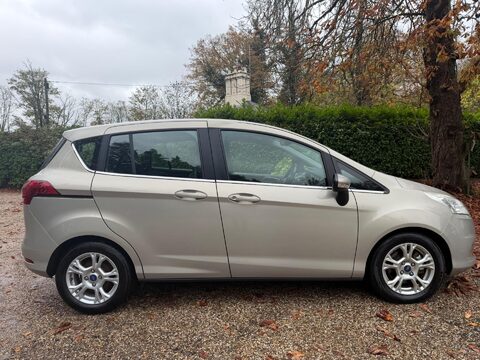 Ford B-Max 1.4 Zetec Euro 5 5dr 7