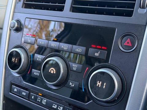 Land Rover Discovery Sport 2.0 TD4 SE Tech 4WD Euro 6 (s/s) 5dr 38