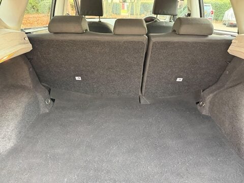 Nissan Qashqai 1.6 Acenta 2WD 5dr 8