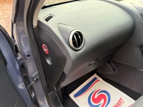 Nissan Qashqai 1.6 Acenta 2WD 5dr 24
