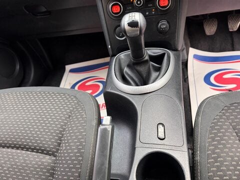 Nissan Qashqai 1.6 Acenta 2WD 5dr 13