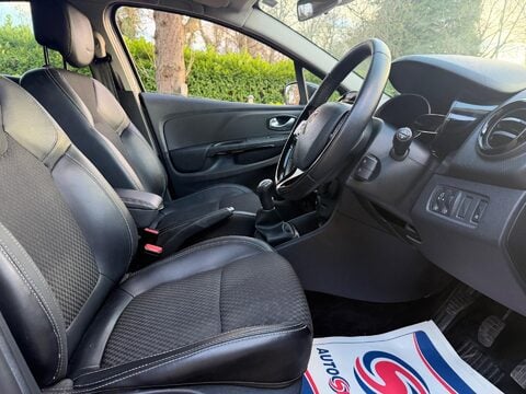 Renault Clio 0.9 TCe Dynamique Nav Euro 6 (s/s) 5dr 4