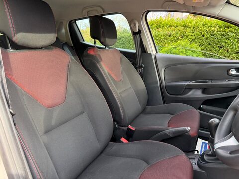 Renault Clio 1.2 16V Play Euro 6 5dr 10