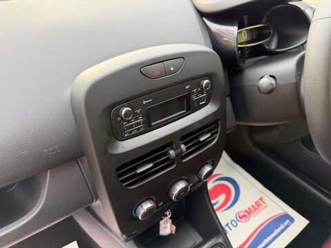 Renault Clio 1.2 16V Play Euro 6 5dr 21