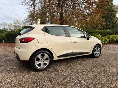 Renault Clio 1.2 16V Play Euro 6 5dr 6