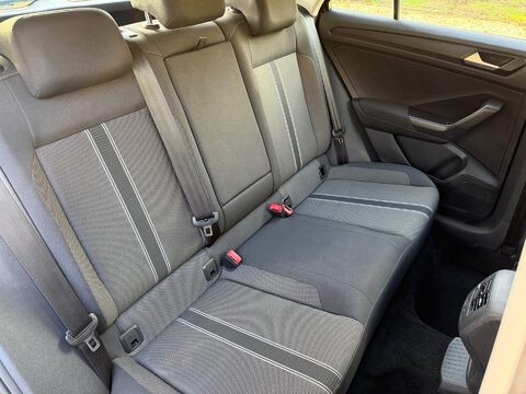 Volkswagen T-Roc 1.0 TSI SE Euro 6 (s/s) 5dr 20