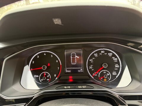 Volkswagen Polo 1.0 TSI SEL Euro 6 (s/s) 5dr 28