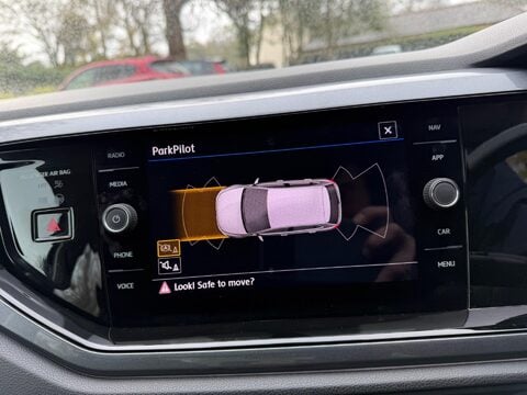 Volkswagen Polo 1.0 TSI SEL Euro 6 (s/s) 5dr 27