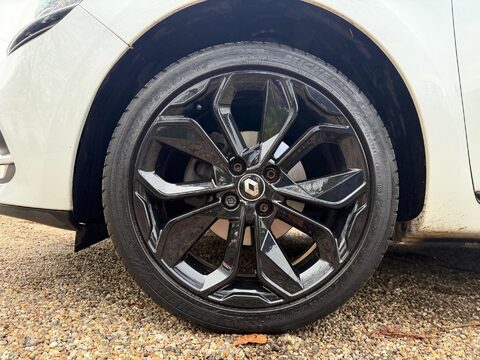 Renault Clio 0.9 TCe Iconic Euro 6 (s/s) 5dr 29