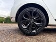 Renault Clio 0.9 TCe Iconic Euro 6 (s/s) 5dr 26