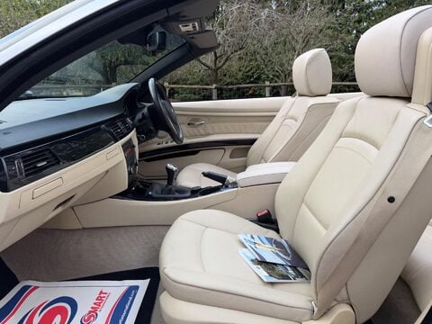 BMW 3 Series 3.0 335i SE Euro 4 2dr 21