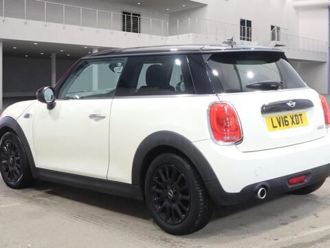 Mini Hatch 1.5 Cooper Euro 6 (s/s) 3dr 3