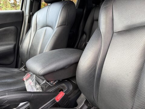 Nissan Juke 1.6 Tekna XTRON Euro 6 5dr 33