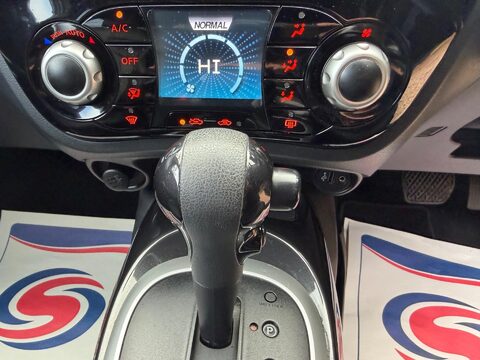 Nissan Juke 1.6 Tekna XTRON Euro 6 5dr 12