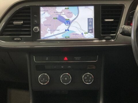 SEAT Leon 1.2 TSI SE Dynamic Technology Euro 6 (s/s) 5dr 3