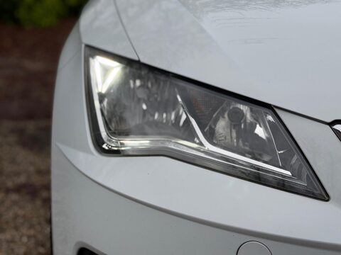 SEAT Leon 1.2 TSI SE Dynamic Technology Euro 6 (s/s) 5dr 30