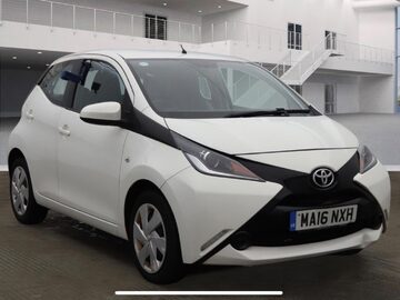 Toyota Aygo 1.0 VVT-i x-play Euro 6 5dr