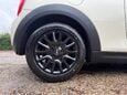 Mini Hatch 1.5 Cooper Euro 6 (s/s) 3dr 20