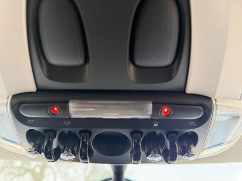 Mini Hatch 1.5 Cooper Euro 6 (s/s) 3dr 34