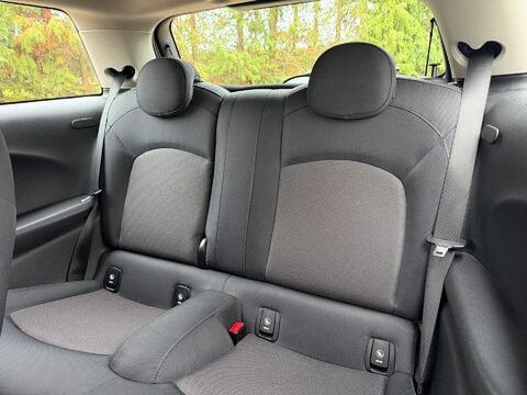 Mini Hatch 1.5 Cooper Euro 6 (s/s) 3dr 17