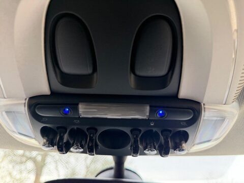 Mini Hatch 1.5 Cooper Euro 6 (s/s) 3dr 38