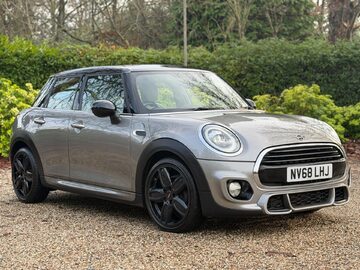 Mini Hatch 1.5 Cooper Steptronic Euro 6 (s/s) 5dr