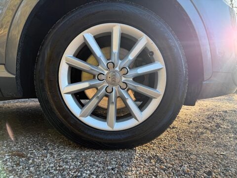 Audi Q3 2.0 TDI SE Euro 5 (s/s) 5dr 24