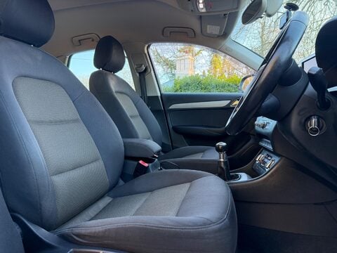 Audi Q3 2.0 TDI SE Euro 5 (s/s) 5dr 15
