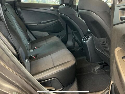 Hyundai TUCSON 1.6 GDi Blue Drive SE Nav Euro 6 (s/s) 5dr 6