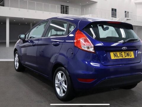 Ford Fiesta 1.25 Zetec Euro 6 5dr 3