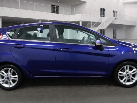 Ford Fiesta 1.25 Zetec Euro 6 5dr 5