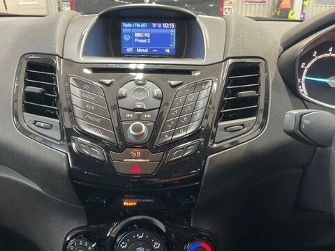 Ford Fiesta 1.25 Zetec Euro 6 5dr 10