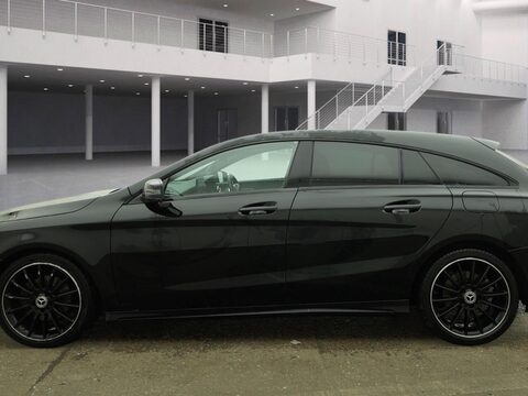 Mercedes-Benz CLA Class 1.6 CLA200 AMG Line Night Edition (Plus) Shooting Brake 7G-DCT Euro 6 (s/s) 6