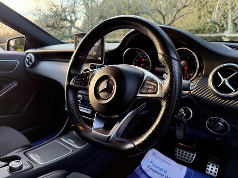 Mercedes-Benz A Class 2.1 A200d AMG Line 7G-DCT Euro 6 (s/s) 5dr 9