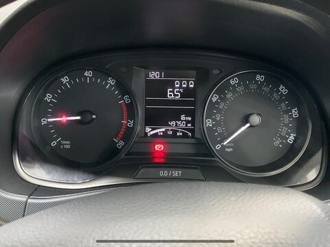 Skoda Fabia 1.0 S Euro 6 (s/s) 5dr 8