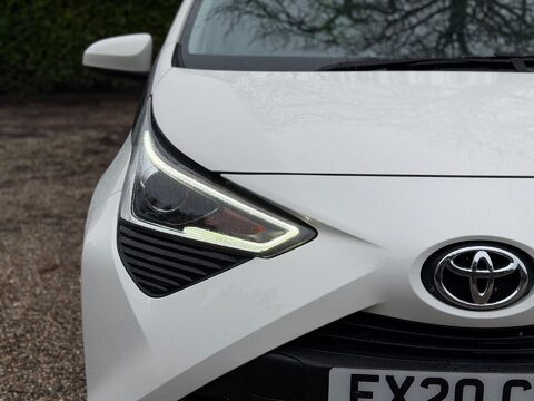 Toyota Aygo 1.0 VVT-i x-play Euro 6 5dr 47