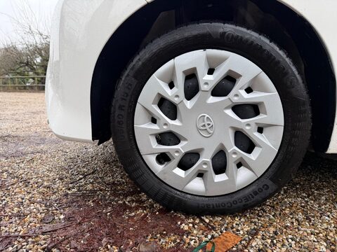 Toyota Aygo 1.0 VVT-i x-play Euro 6 5dr 31