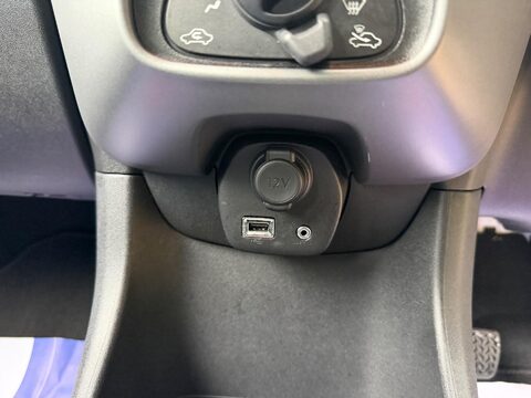 Toyota Aygo 1.0 VVT-i x-play Euro 6 5dr 24