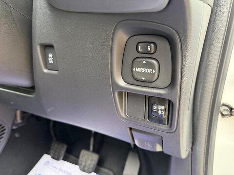 Toyota Aygo 1.0 VVT-i x-play Euro 6 5dr 22