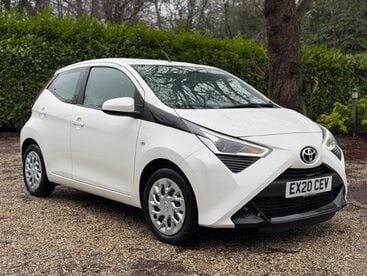 Toyota Aygo 1.0 VVT-i x-play Euro 6 5dr