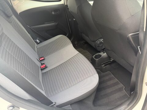 Toyota Aygo 1.0 VVT-i x-play Euro 6 5dr 12