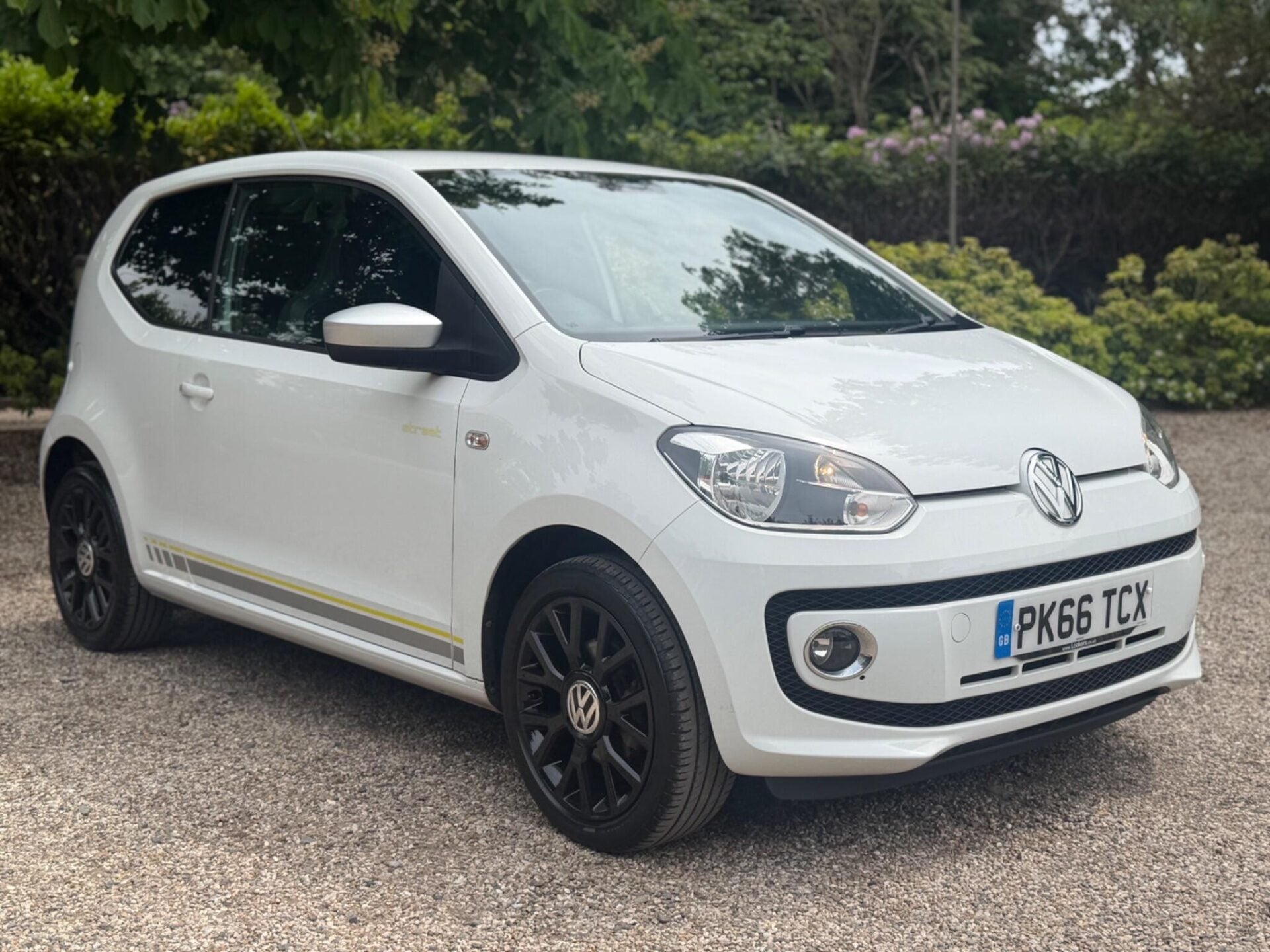 Volkswagen Up