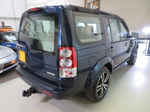 Land Rover Discovery SDV6 HSE LUXURY 2