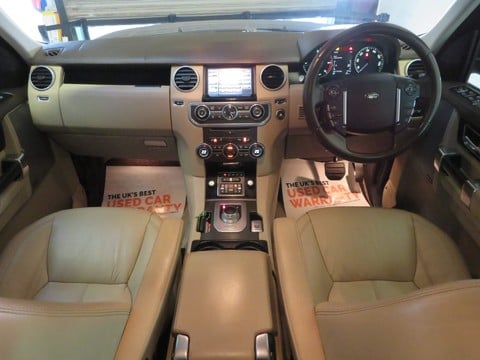 Land Rover Discovery SDV6 HSE LUXURY 27