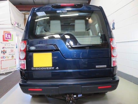 Land Rover Discovery SDV6 HSE LUXURY 16