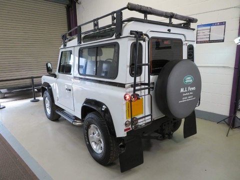 Land Rover Defender 90 TD COUNTY STATION WAGON 7